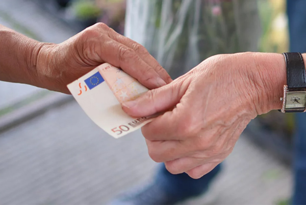 Tipping is not mandatory